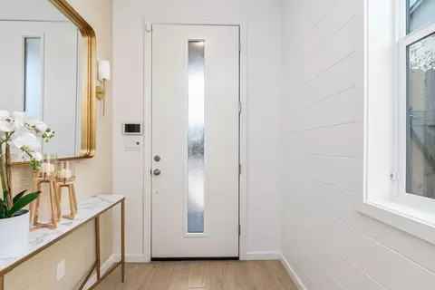 Entry Way - 6689 E Sentry Dr, Fresno, CA 93727 photo 1 of 4