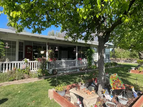 6742 Road 8 12, Firebaugh, CA 93622