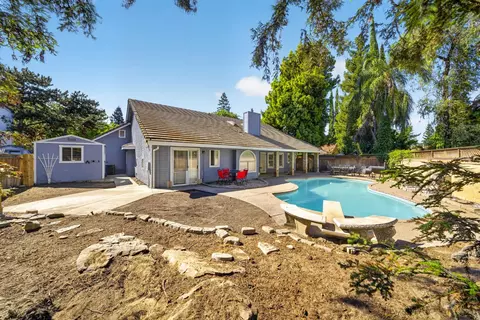 Exterior - 1120 Paseo Verde Dr, Merced, CA 95348 photo 2 of 9