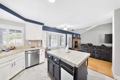 Kitchen - 1120 Paseo Verde Dr, Merced, CA 95348 photo 3 of 4