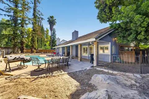 Exterior - 1120 Paseo Verde Dr, Merced, CA 95348 photo 6 of 9