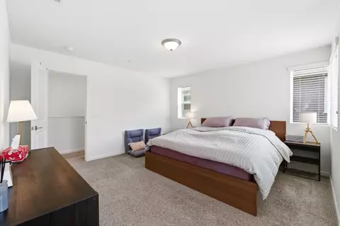 Bedroom - 479 Farmhouse Ln, Clovis, CA 93619 photo 2 of 3
