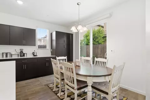 Dining - 479 Farmhouse Ln, Clovis, CA 93619 photo 1 of 2
