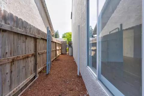 Exterior - 1887 Polson Ave, Clovis, CA 93611 photo 7 of 12