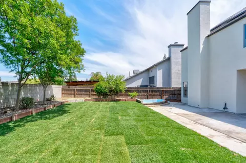 Exterior - 1887 Polson Ave, Clovis, CA 93611 photo 11 of 12