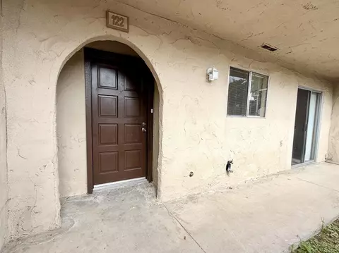 1250 E Shaw Ave #122, Fresno, CA 93710