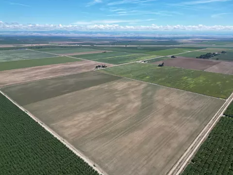 Other - 8841 Cross Rd, Chowchilla, CA 93610 photo 3 of 9