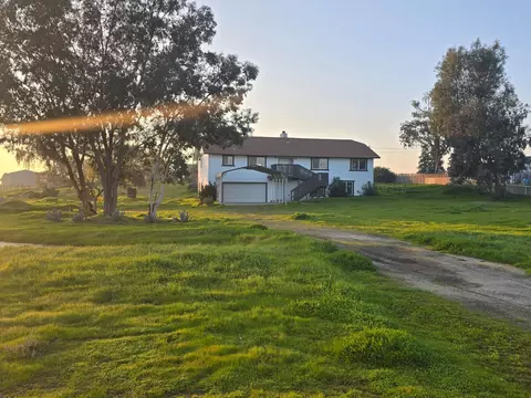Exterior - 15758 Mark Rd, Madera, CA 93636 photo 6 of 6