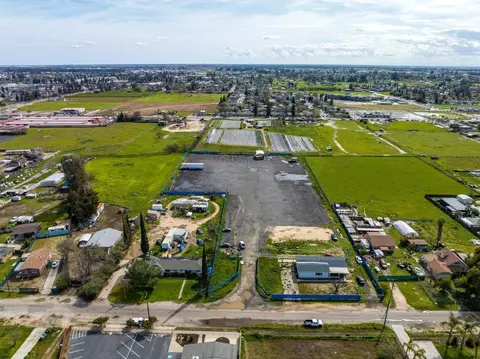 3253 W Princeton Ave, Fresno, CA 93722