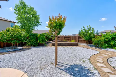 Exterior - 3559 Sunstone Ct, Merced, CA 95340 photo 12 of 27