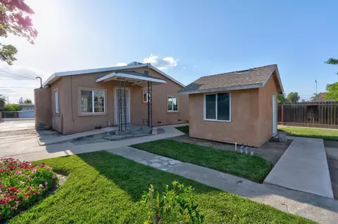 Exterior - 651 Olive, Hanford, CA 93230 photo 4 of 10