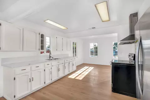 Kitchen - 651 Olive, Hanford, CA 93230 photo 3 of 4