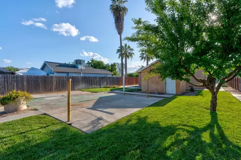 Exterior - 651 Olive, Hanford, CA 93230 photo 9 of 10