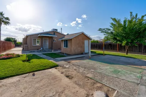 Exterior - 651 Olive, Hanford, CA 93230 photo 10 of 10