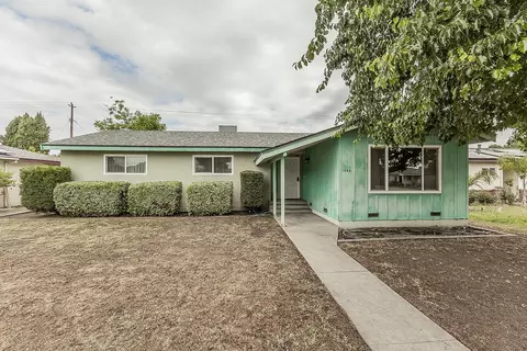 1350 Mill St, Selma, CA 93662