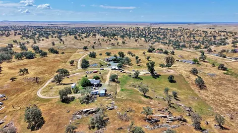 View/Area - 39523 Road 406, Madera, CA 93636 photo 6 of 7