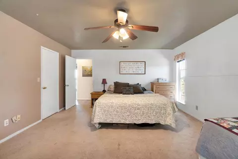 Bedroom - 39523 Road 406, Madera, CA 93636 photo 4 of 4