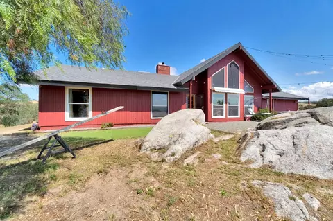 Exterior - 39523 Road 406, Madera, CA 93636 photo 2 of 9