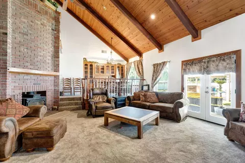 Living - 13324 Elder Ave, Hanford, CA 93230 photo 1 of 3