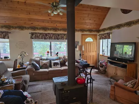 Living - 53287 N Hwy 245, Miramonte, CA 93641 photo 1 of 1