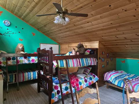 Bedroom - 53287 N Hwy 245, Miramonte, CA 93641 photo 3 of 6
