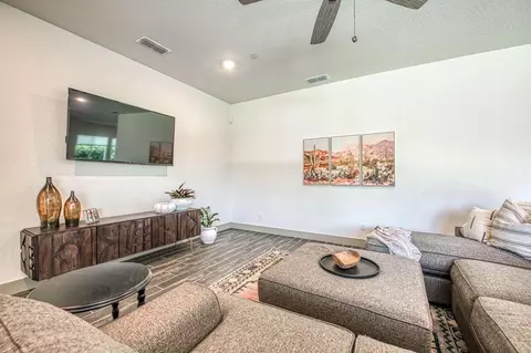 Living - 819 Pinnacle Dr W, Madera, CA 93636 photo 4 of 4