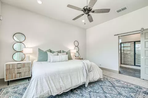 Bedroom - 819 Pinnacle Dr W, Madera, CA 93636 photo 7 of 8