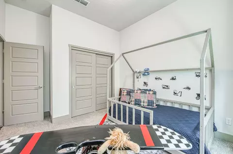 Bedroom - 819 Pinnacle Dr W, Madera, CA 93636 photo 6 of 8