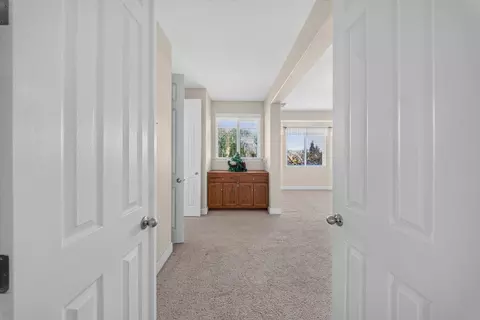 Entry Way - 3084 Rall Ave, Clovis, CA 93619 photo 3 of 3