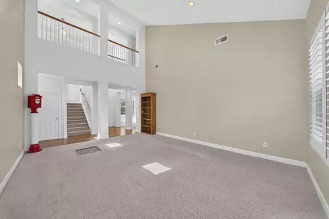 Living - 3084 Rall Ave, Clovis, CA 93619 photo 4 of 4