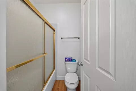 Bath - 3084 Rall Ave, Clovis, CA 93619 photo 5 of 5