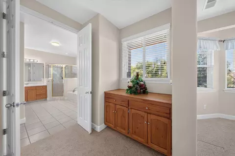 Entry Way - 3084 Rall Ave, Clovis, CA 93619 photo 2 of 3
