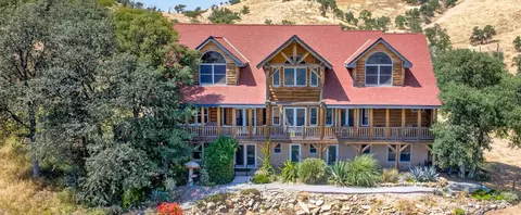 27876 Pine Flat Rd, Sanger, CA 93657