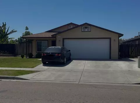 2390 S Laval Ave, Fresno, CA 93725