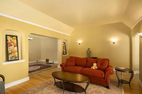 Living - 346 E Cornell, Fresno, CA 93704 photo 3 of 4