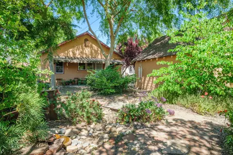 Exterior - 346 E Cornell, Fresno, CA 93704 photo 7 of 8