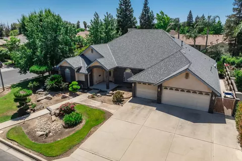 View/Area - 2876 Carolina Ave, Clovis, CA 93611 photo 8 of 8