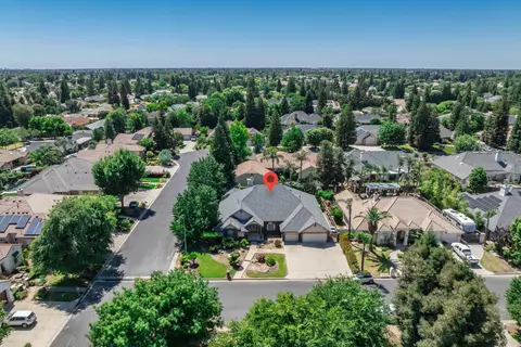 View/Area - 2876 Carolina Ave, Clovis, CA 93611 photo 3 of 8