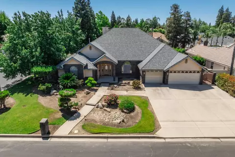 View/Area - 2876 Carolina Ave, Clovis, CA 93611 photo 7 of 8