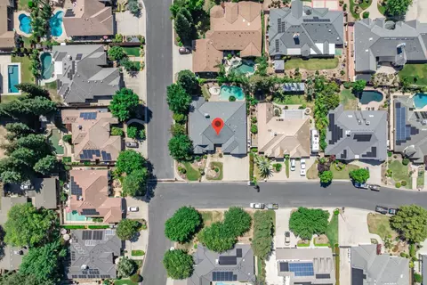 View/Area - 2876 Carolina Ave, Clovis, CA 93611 photo 2 of 8