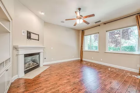 Living - 3544 Prescott Ave, Clovis, CA 93619 photo 2 of 5