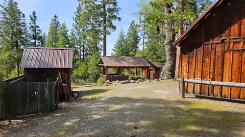 Exterior - 46336 Silvertip Way, North Fork, CA 93643 photo 15 of 29