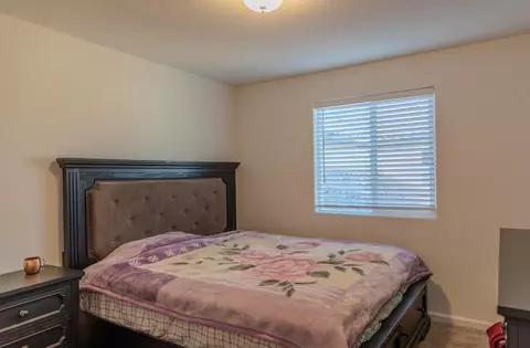 Bedroom - 14206 Gragnani Ave, Kerman, CA 93630 photo 5 of 8