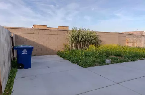Exterior - 14206 Gragnani Ave, Kerman, CA 93630 photo 5 of 7
