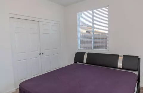 Bedroom - 14206 Gragnani Ave, Kerman, CA 93630 photo 1 of 8