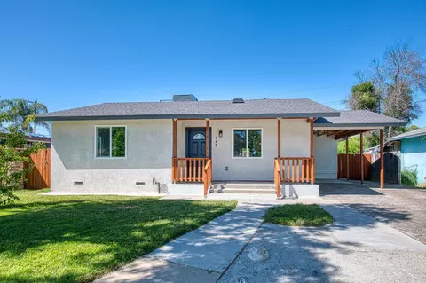 942 W Shields Ave, Fresno, CA 93705