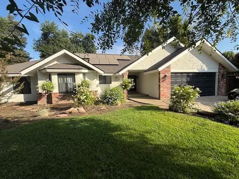 368 E Finch Ct, Fresno, CA 93730