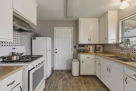 Kitchen - 1847 W 8th, Merced, CA 95341 photo 1 of 1