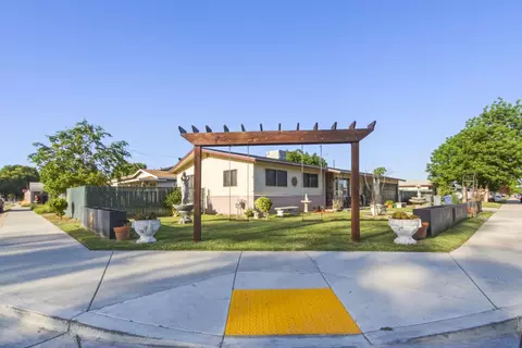 Exterior - 1847 W 8th, Merced, CA 95341 photo 1 of 6