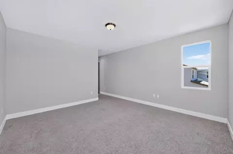 Bedroom - 972 Peters Rd S, Madera, CA 93636 photo 2 of 5